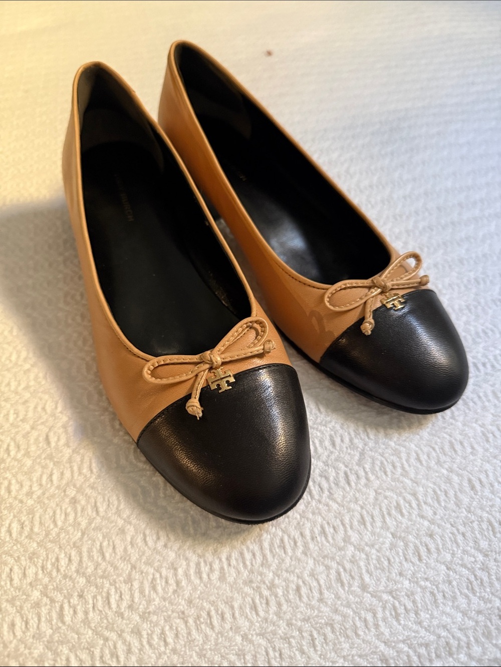 Tory Burch Tan and Black Cap-Toe Ballet Flats